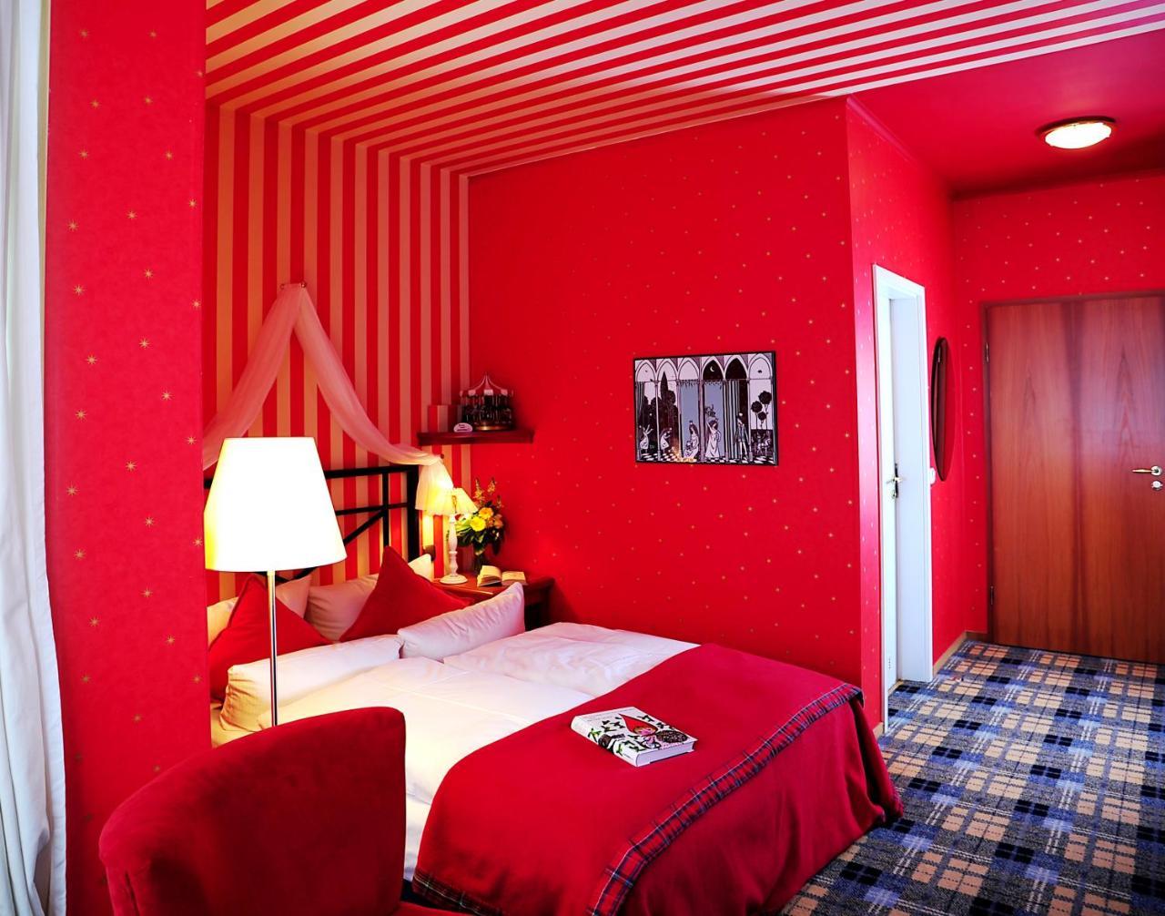 Hotel Schieferhof - Glaslust 노이하우스암렌웨그 외부 사진